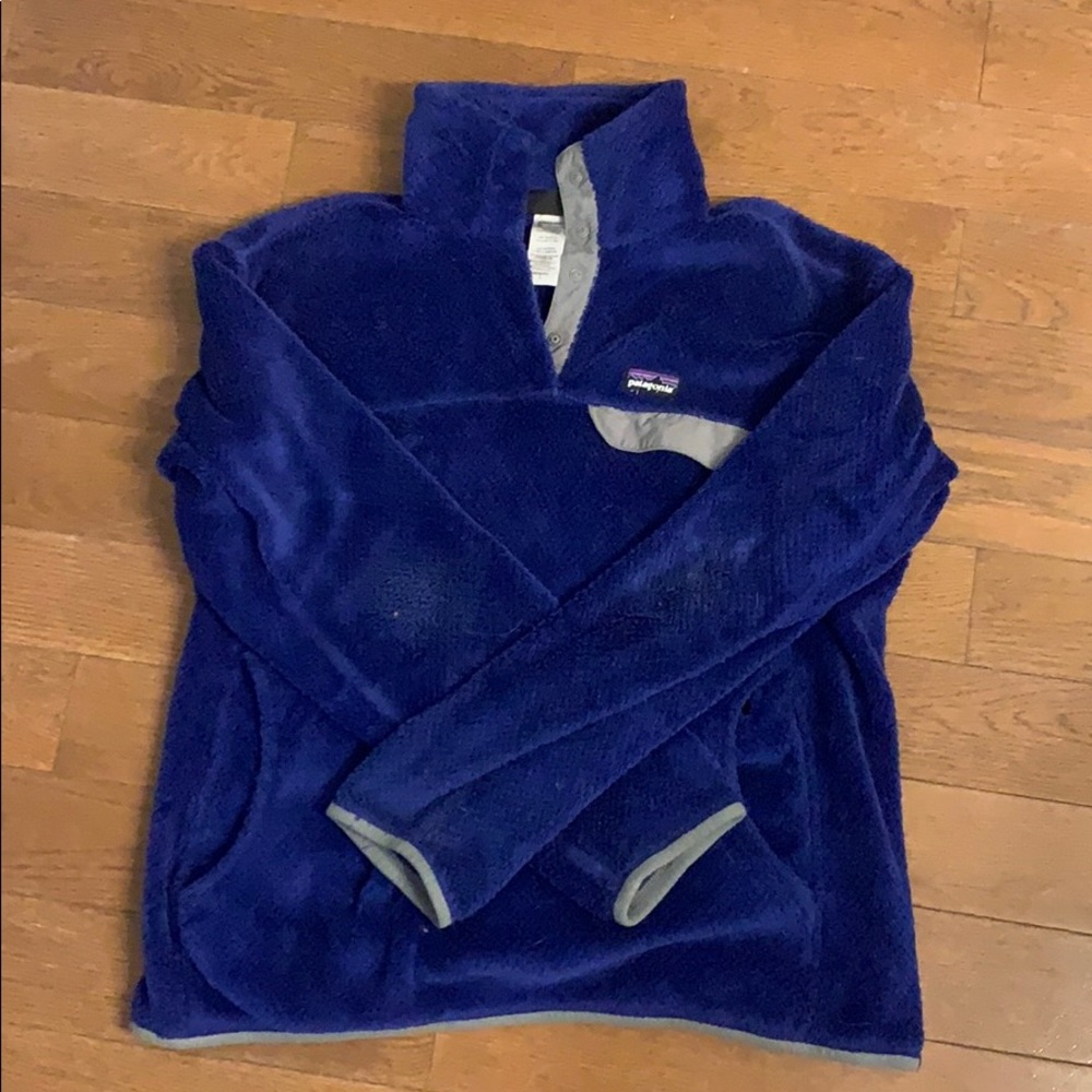 Patagonia sweatshirt